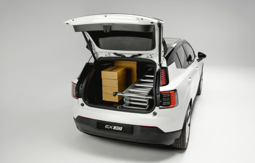 Электрический фургон EX30 Cargo от Volvo 