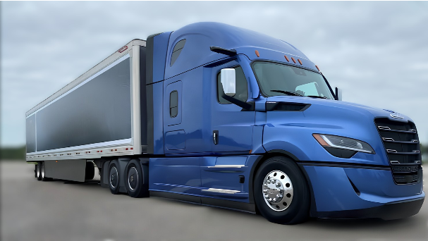 Daimler Truck показал обновленный магистральный тягач Freightliner Cascadia.
